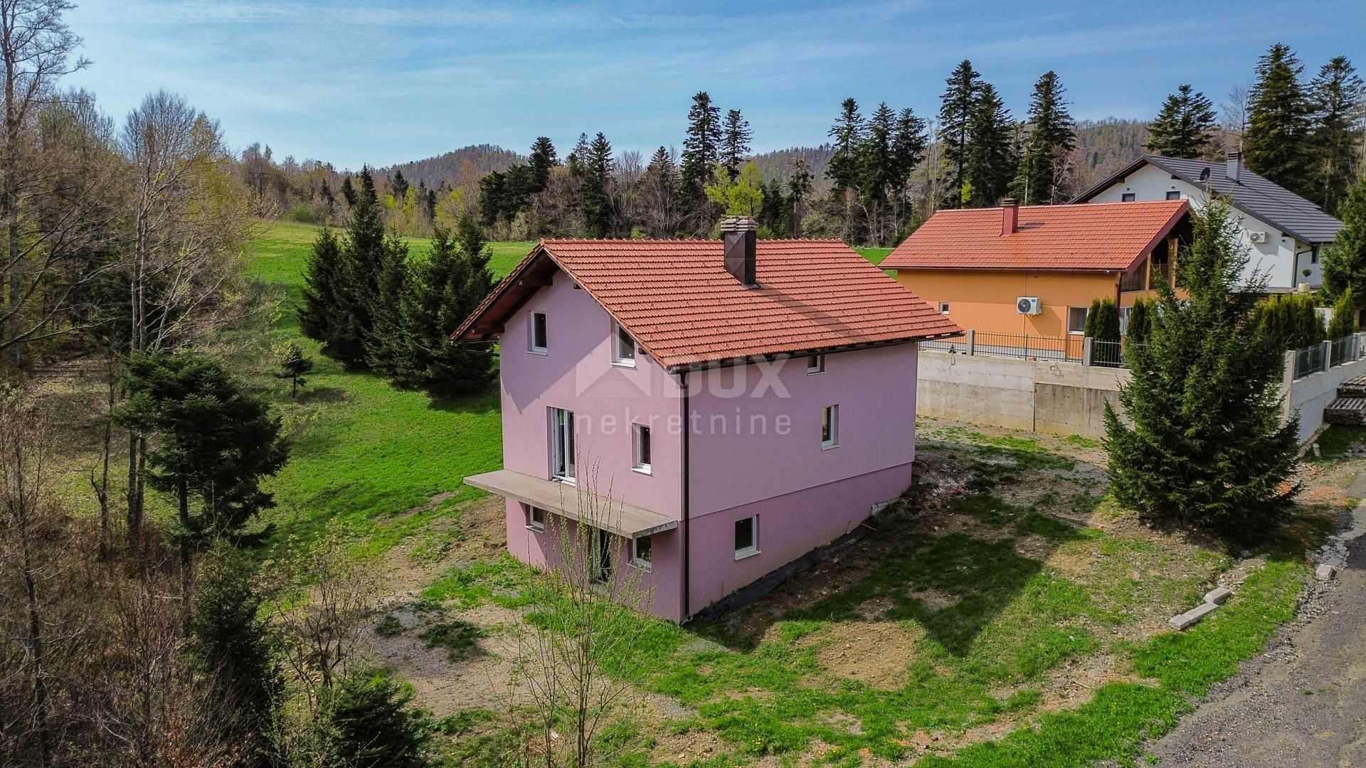 Talo sisään Fuzine, Primorsko-Goranska Zupanija 12612025