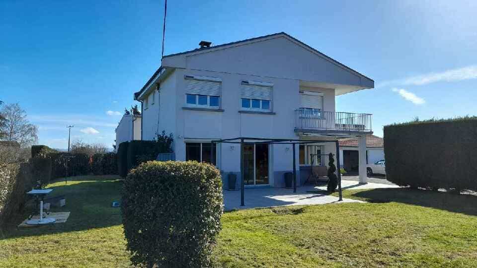 casa en Maringues, Auvernia-Ródano-Alpes 12612190