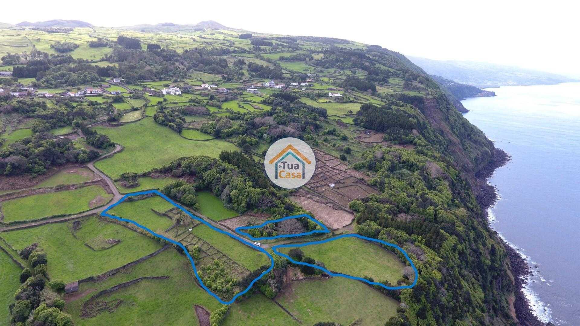 Γη σε Ribeirinha, Azores 12612737