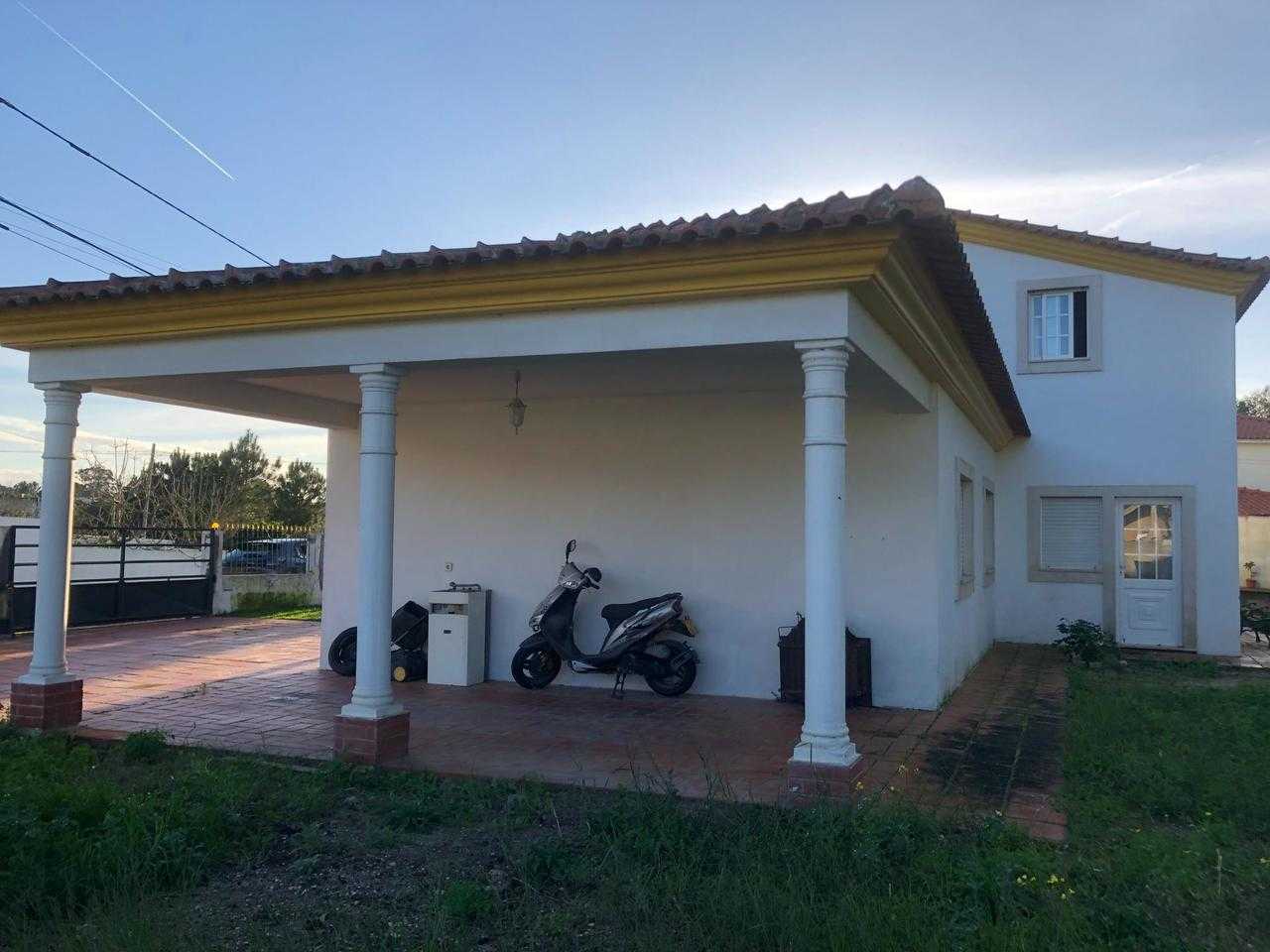 House in Foz do Arelho, Leiria 12613136