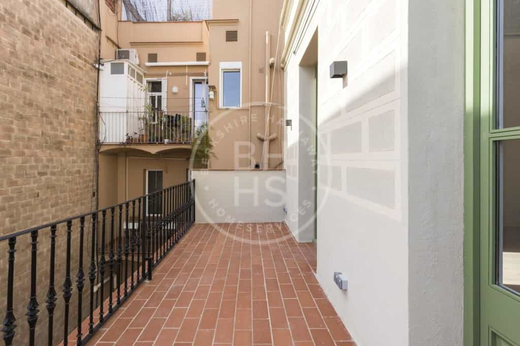 Condominium in Barcelona, Cataluña 12613383
