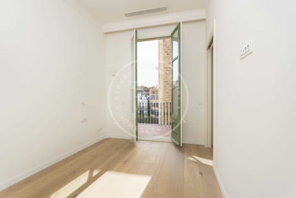 Condominium in Barcelona, Cataluña 12613383