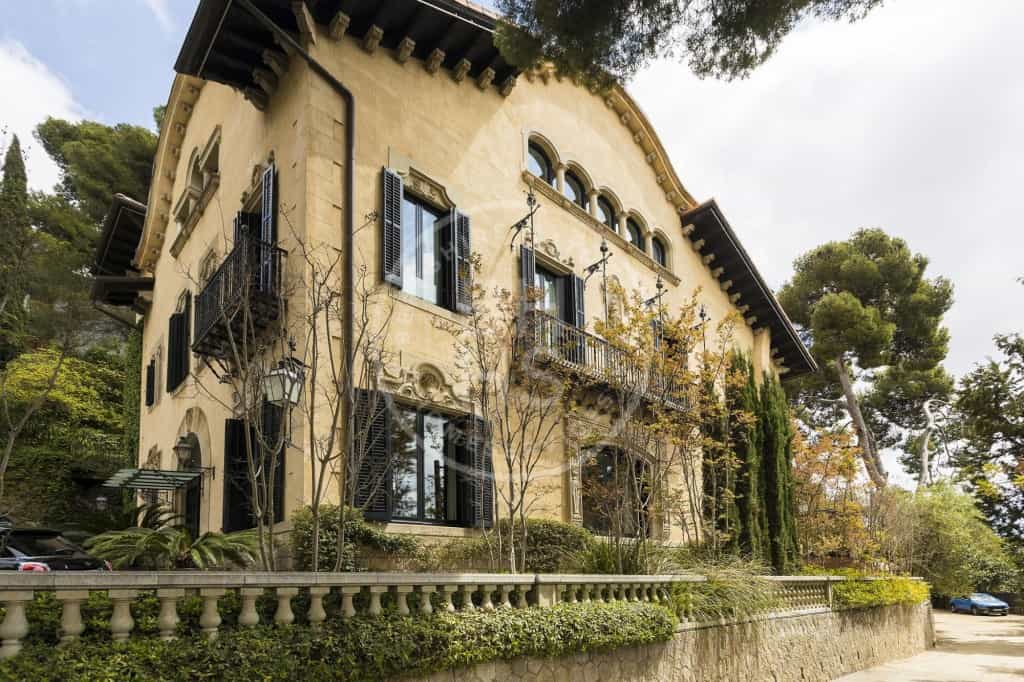 Huis in Barcelona, Catalonia 12613397