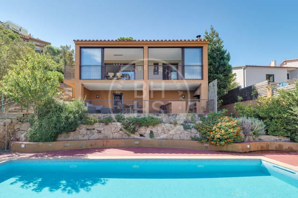 Dom w Bagur, Catalonia 12613451