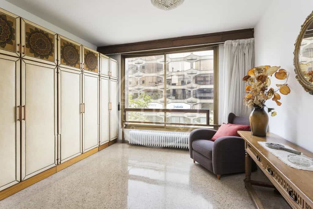 Condominium dans Barcelona, Cataluña 12613470