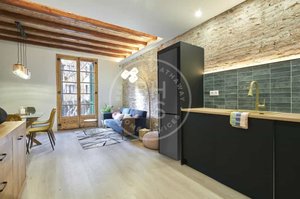 Condominium in Barcelona, Cataluña 12613503