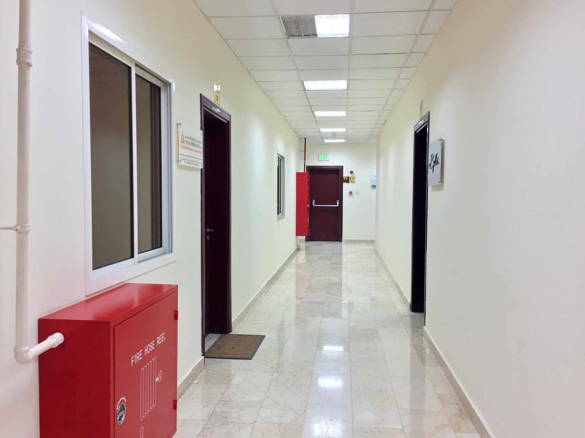 辦公室 在 Doha, Doha Municipality 12613999