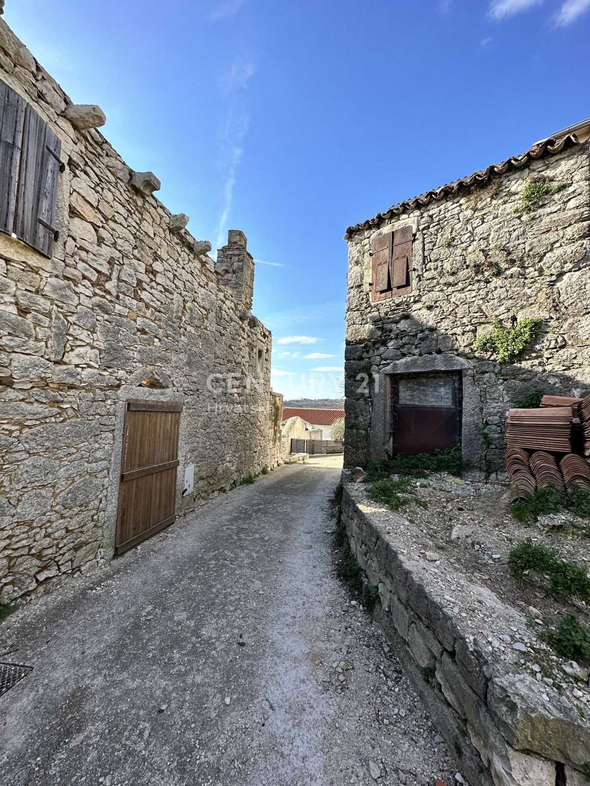 Hus i Pican, Istarska Zupanija 12614231