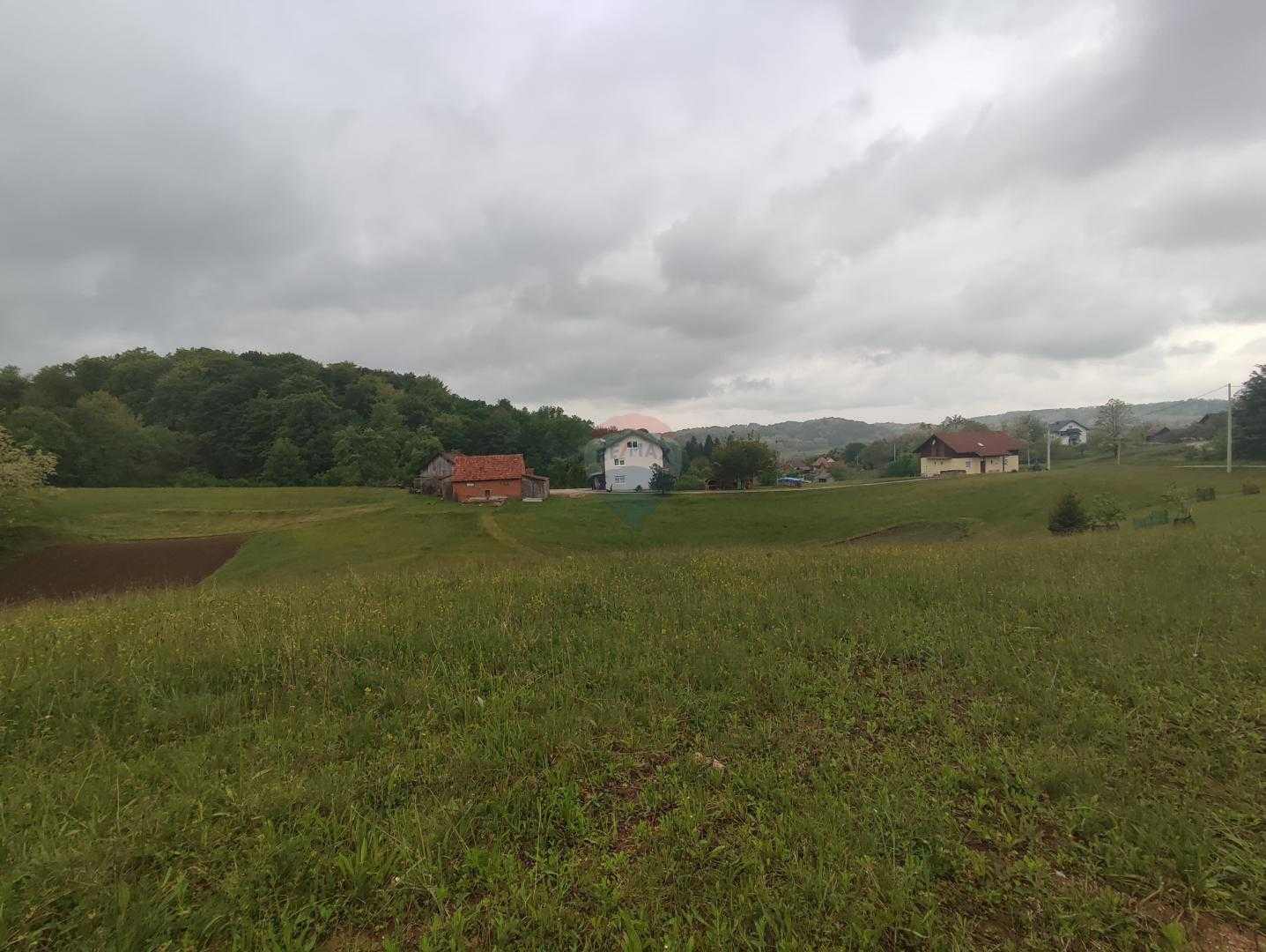 Land in Duga Resa, Karlovacka Zupanija 12614890