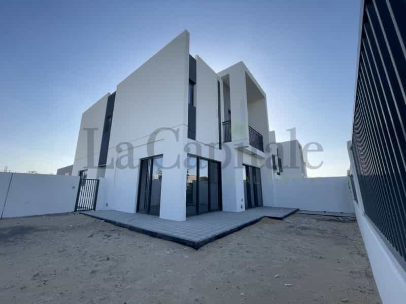 House in Dubai, Dubai 12615648