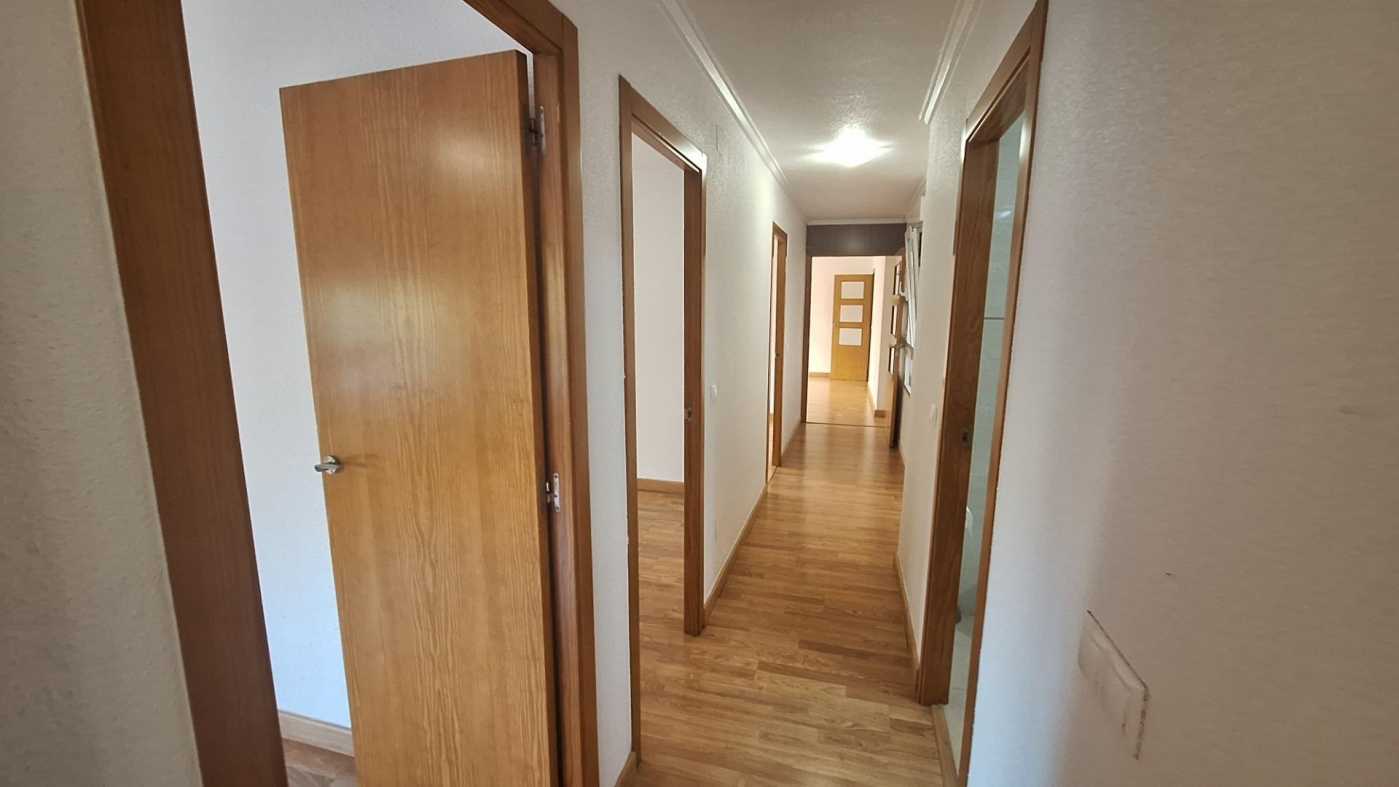 公寓 在 托雷维耶哈, 巴伦西亚 12616488