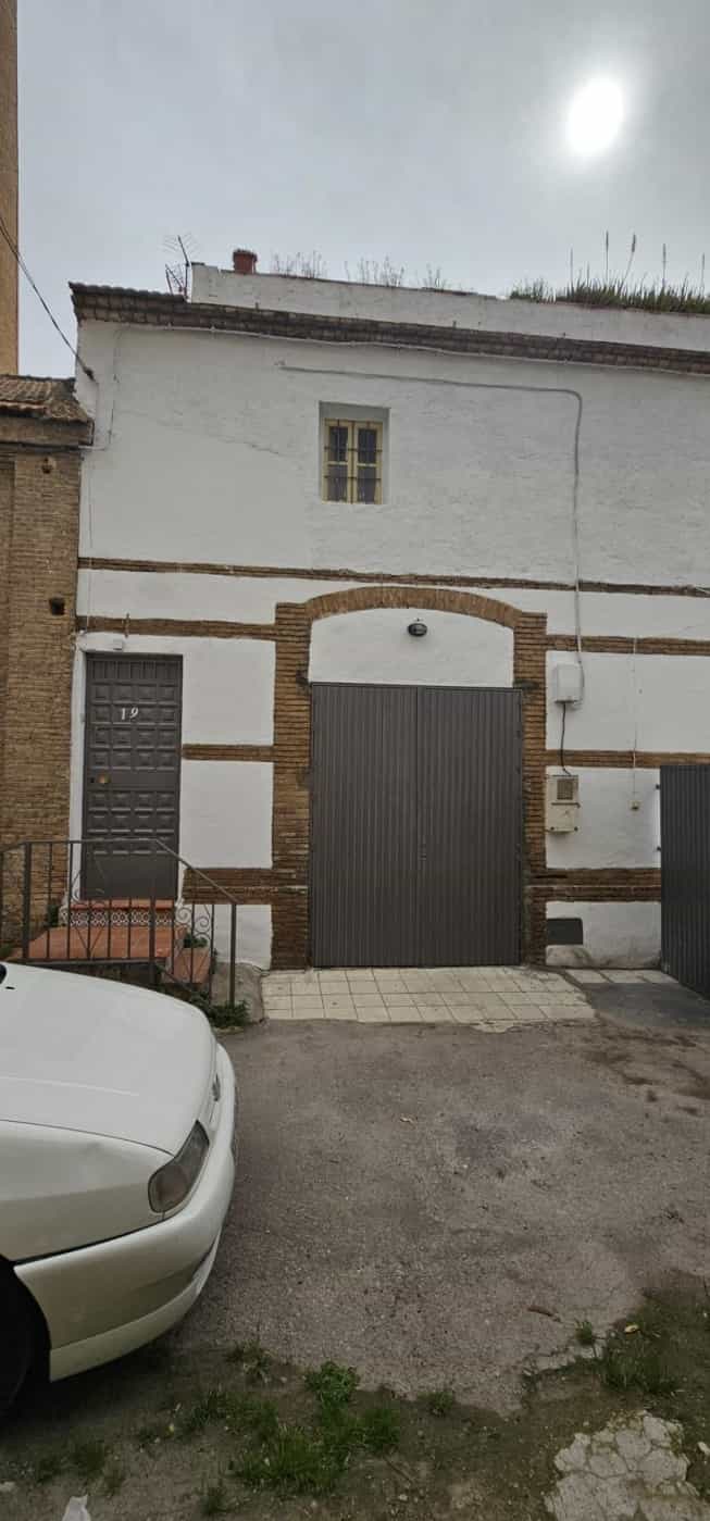 Будинок в Granada, Andalucía 12616577