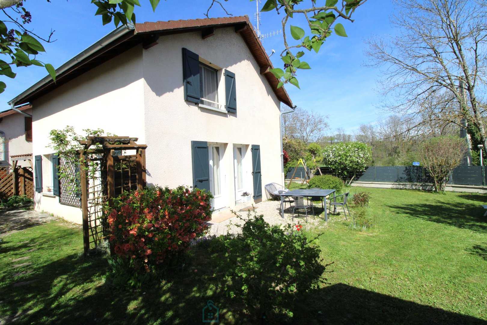 House in Cessy, Auvergne-Rhone-Alpes 12616691