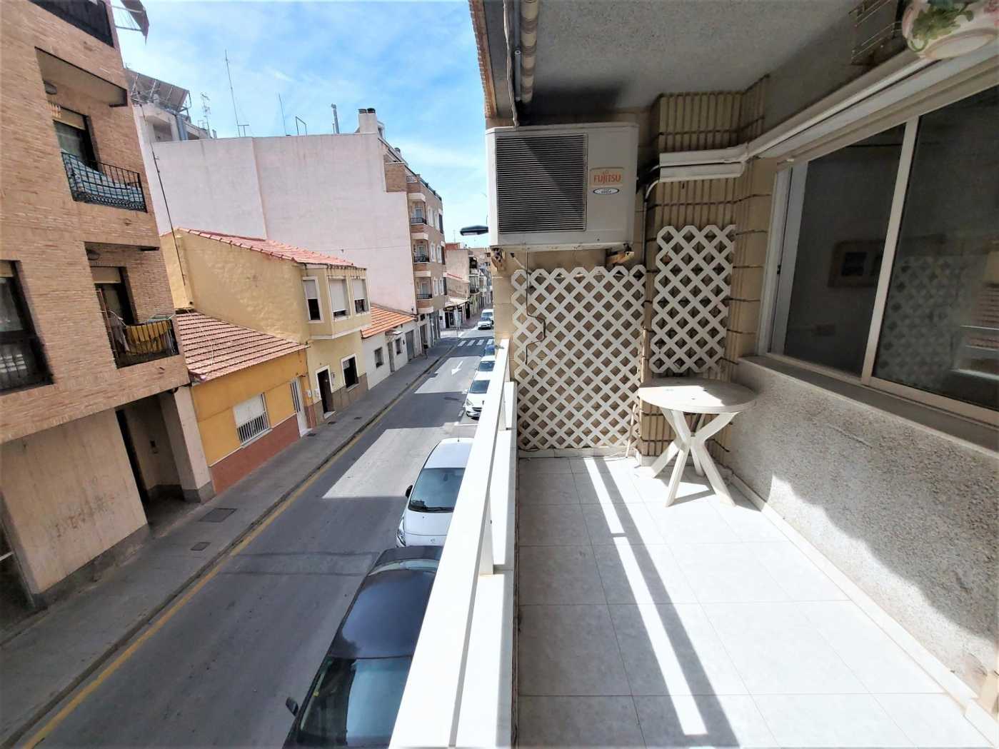 Condominium in Torrevieja, Comunidad Valenciana 12618123