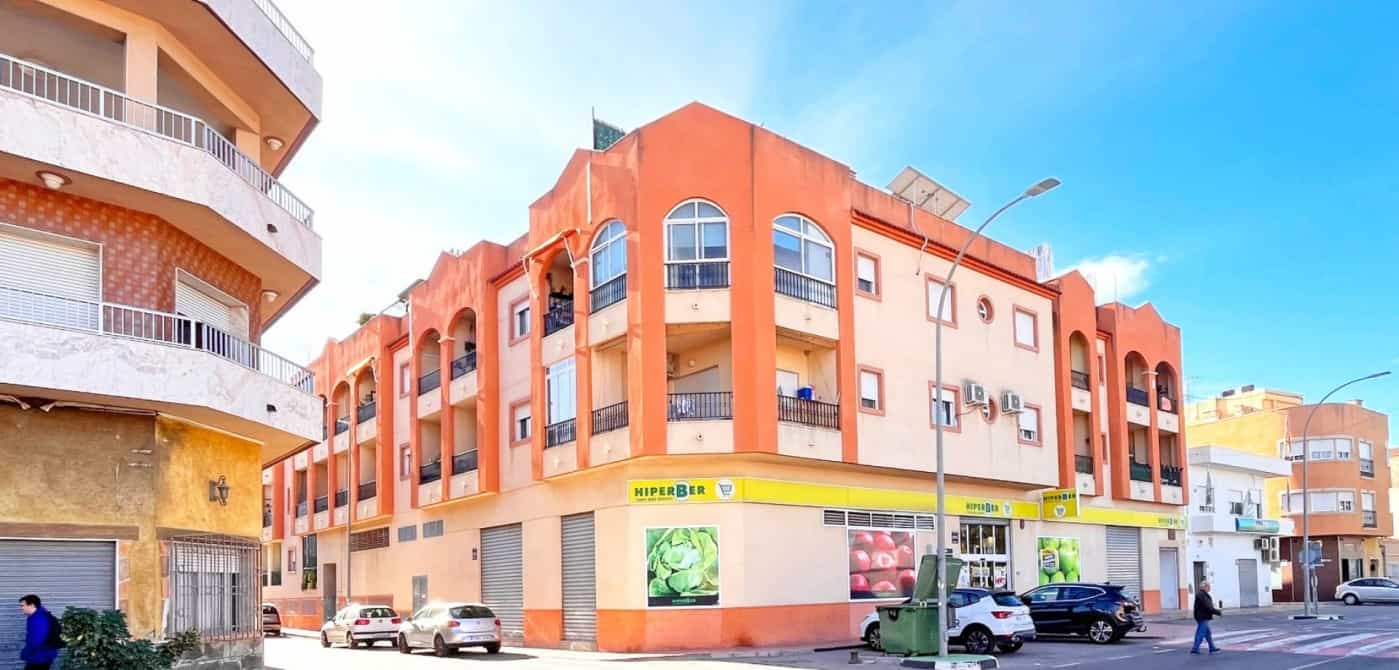 Condominium in Los Dolores, Valencia 12618152