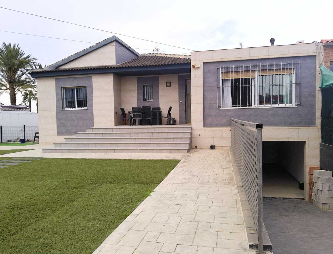 房子 在 Torrevieja, Comunidad Valenciana 12618283