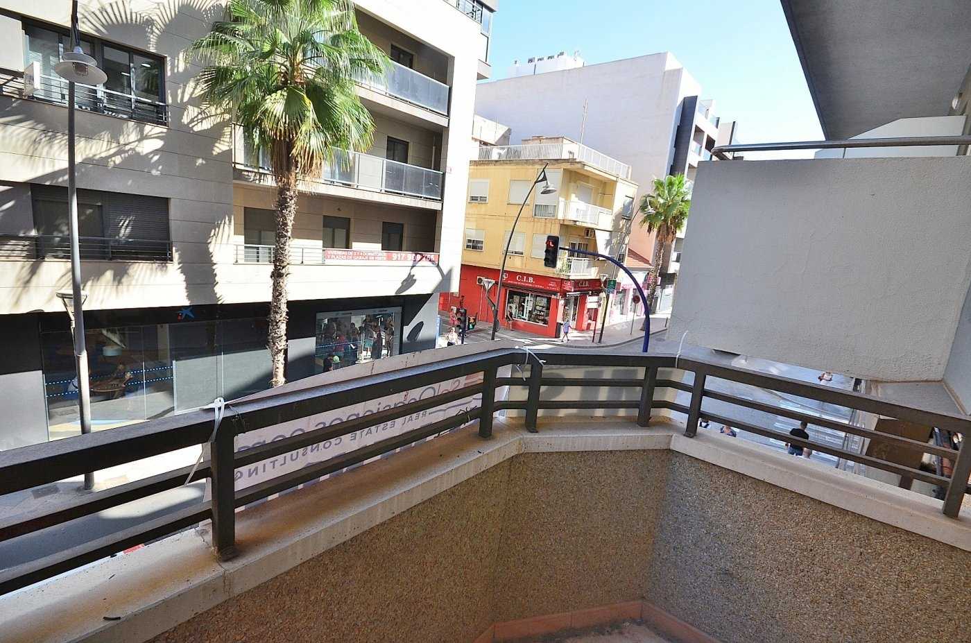 Condominium in Torrevieja, Comunidad Valenciana 12618303