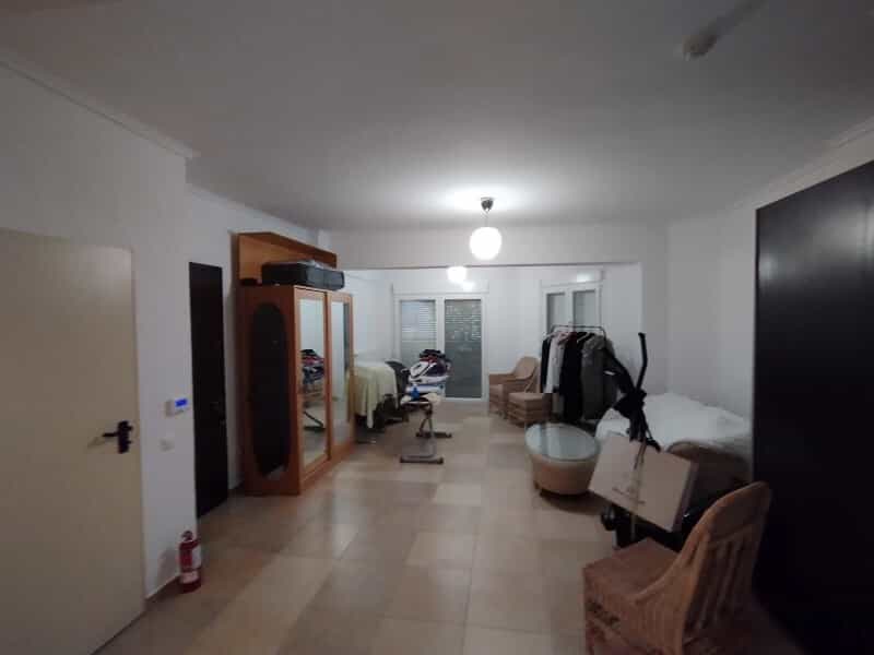 मकान में Panorama,  12618399