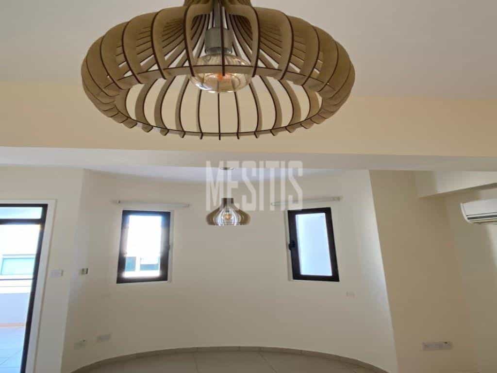 Condominium in Nicosia, Lefkosia 12618623