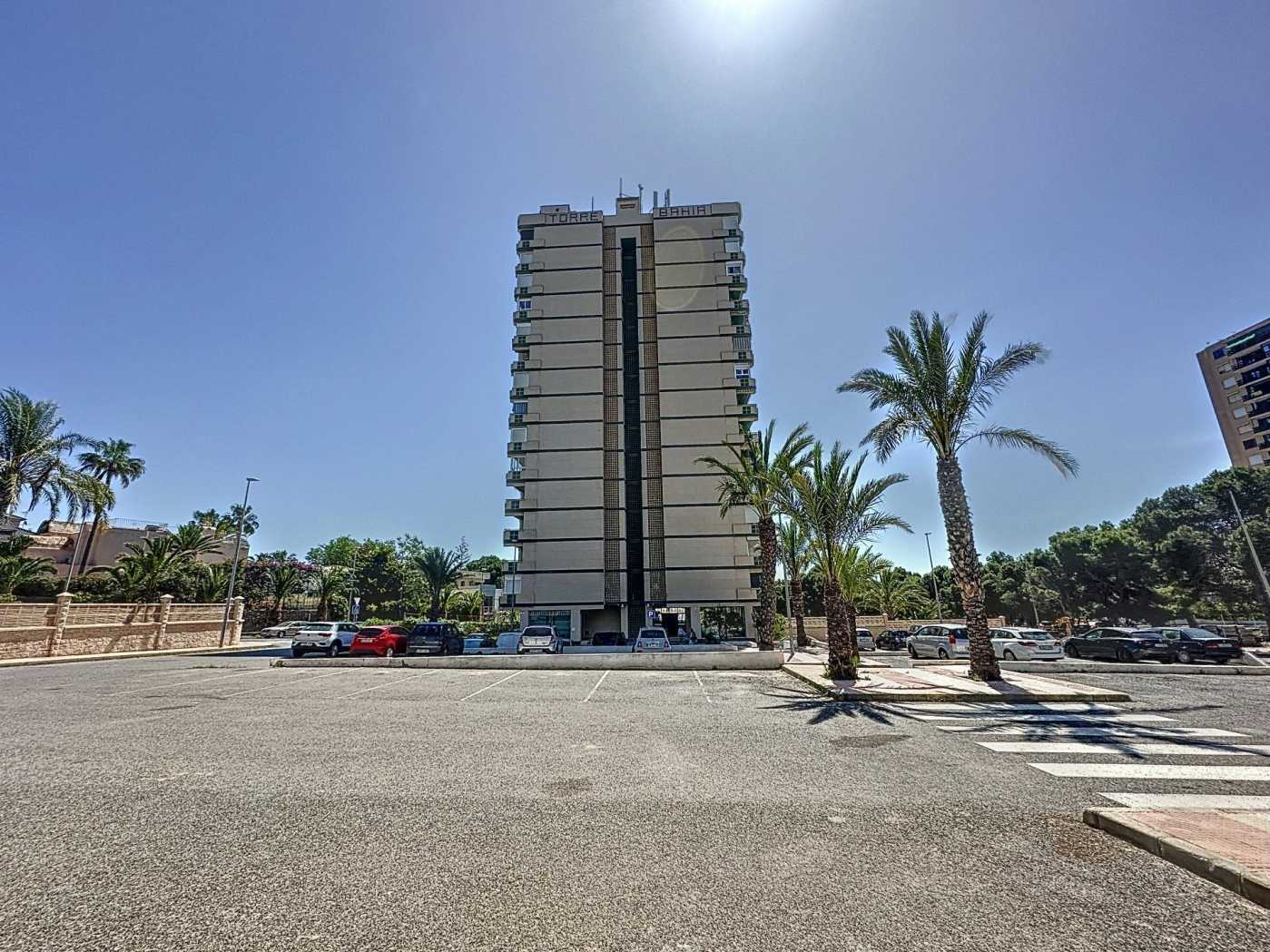 Condominium in El Pillico, Andalusia 12619564