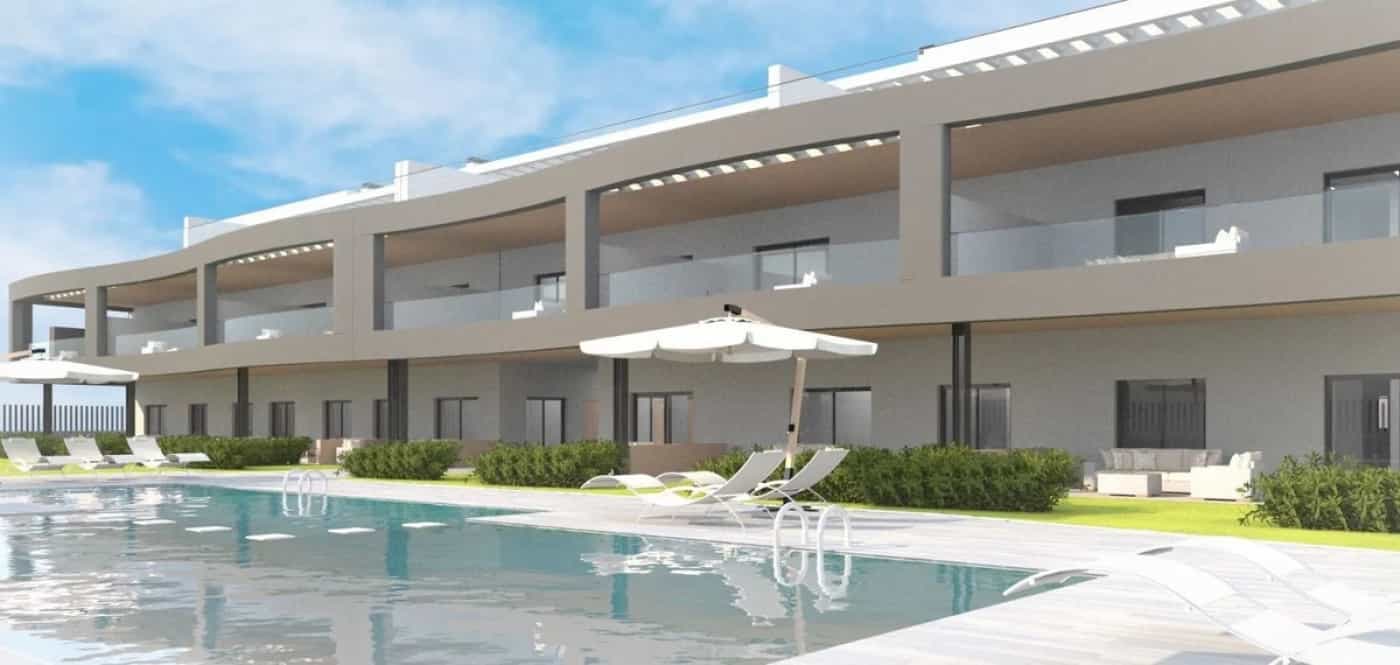 Condominium in Casares, Andalusia 12619967