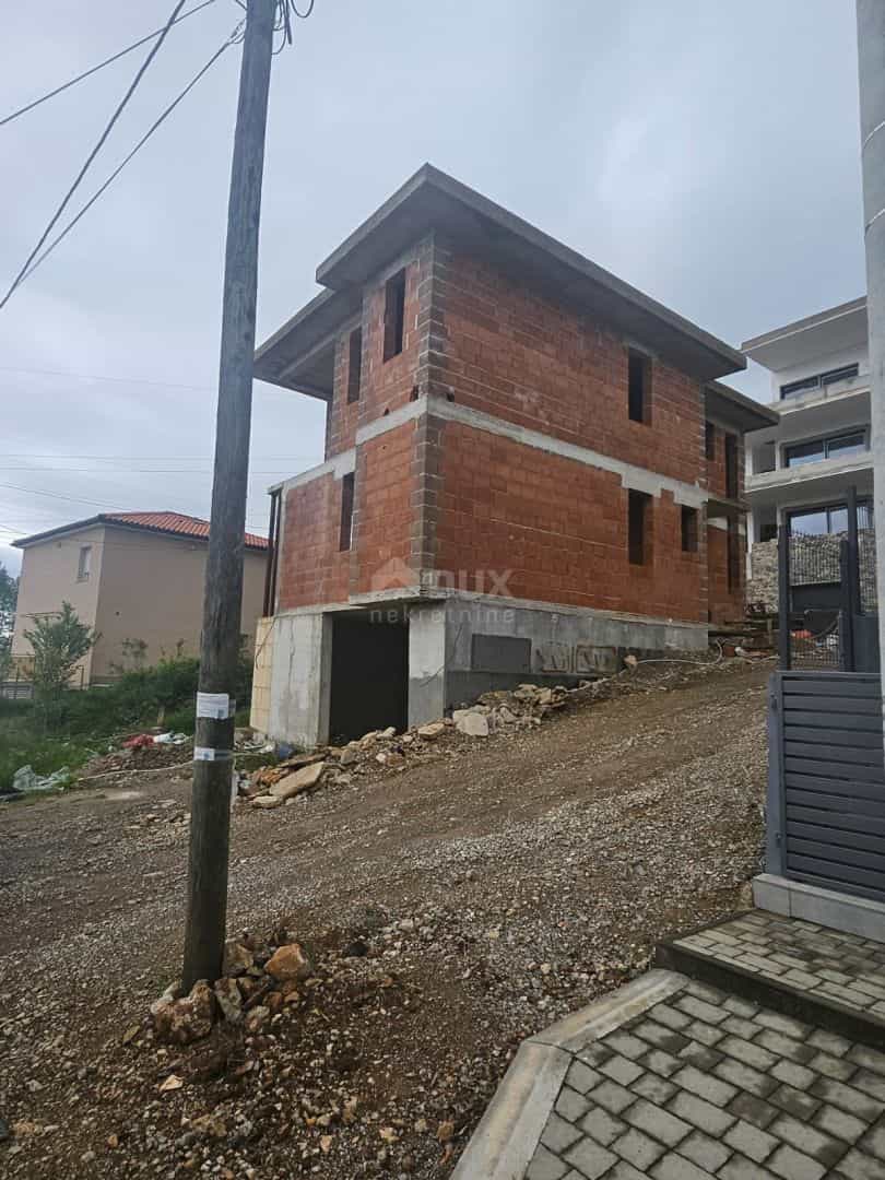 σπίτι σε Matulji, Primorsko-Goranska Zupanija 12620634