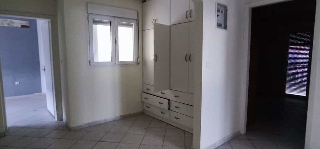 公寓 在 Paleo Tsifliki,  12620688