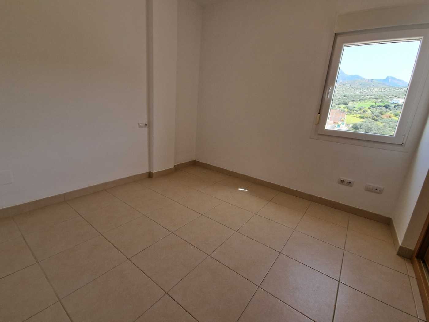 公寓 在 Alcaucin, Andalusia 12621410
