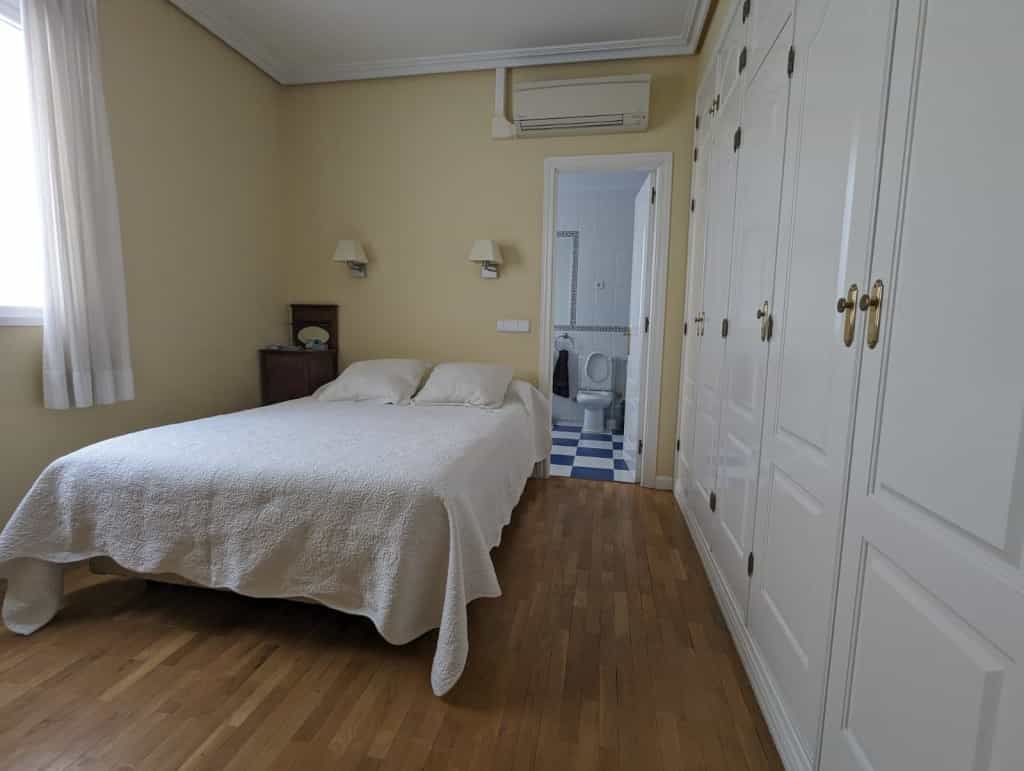Condominium in Madrid, Madrid 12622455