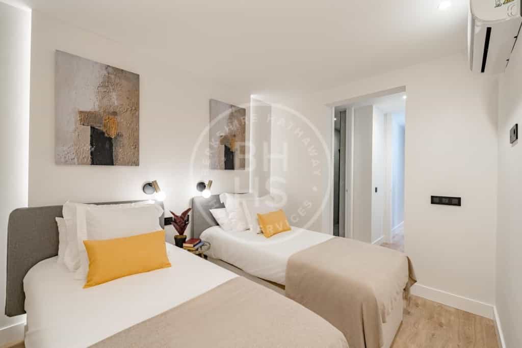 Condominium in Madrid, Community of Madrid 12622476