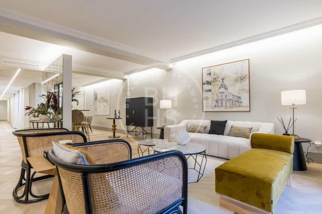 Condominium in Madrid, Madrid 12622479