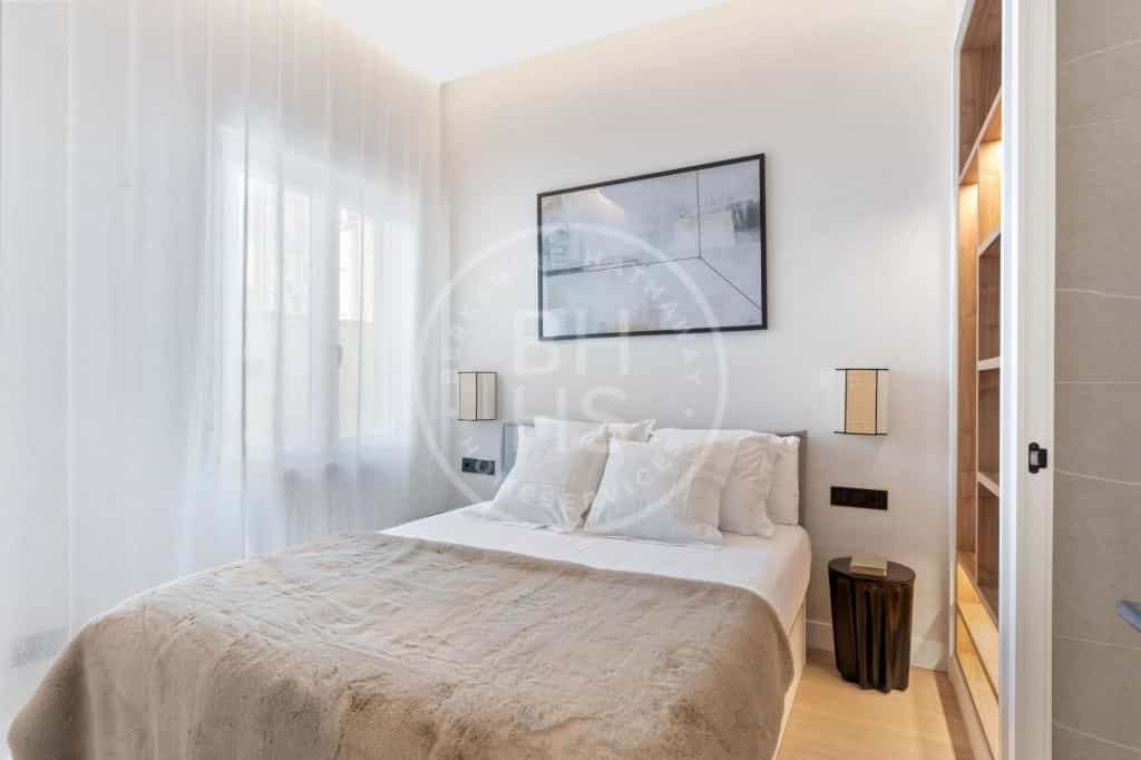 Condominium in Madrid, Community of Madrid 12622483