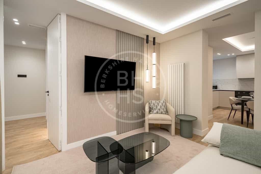 Condominium in Madrid, Madrid 12622489