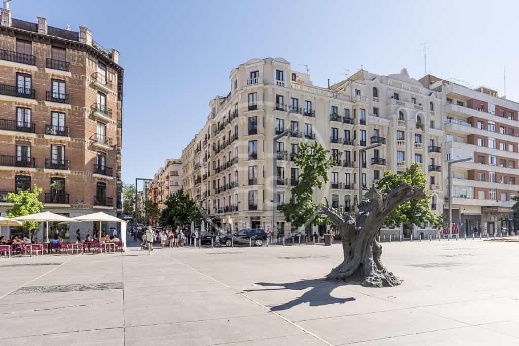 Eigentumswohnung im Madrid, Madrid 12622515
