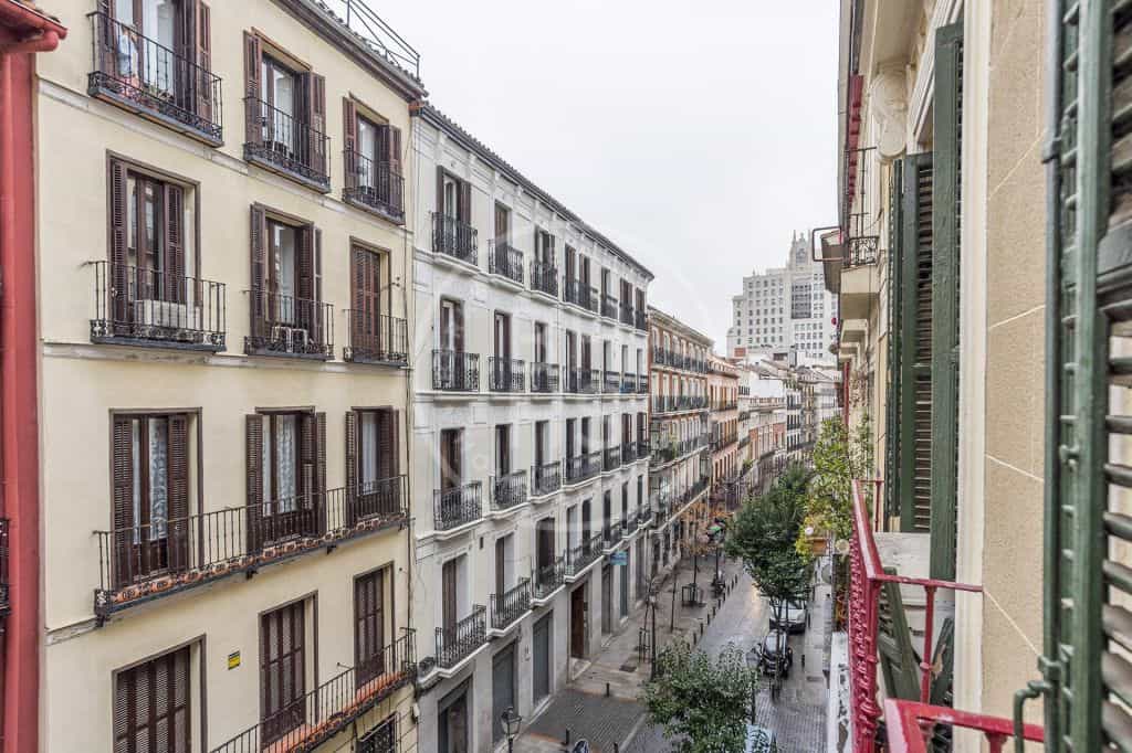 Condominium in Madrid, Madrid 12622520