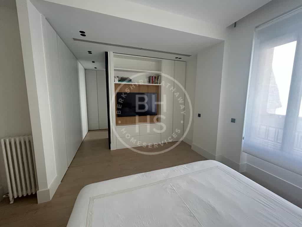 Condominium in Madrid, Madrid 12622522