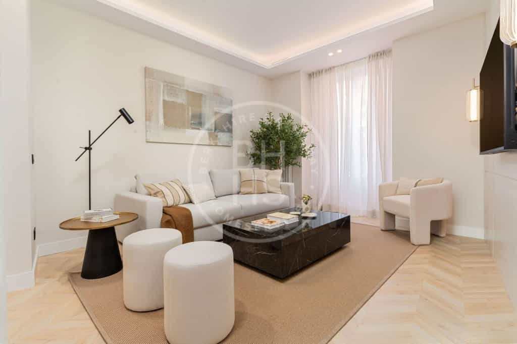 Condominium in Madrid, Madrid 12622603