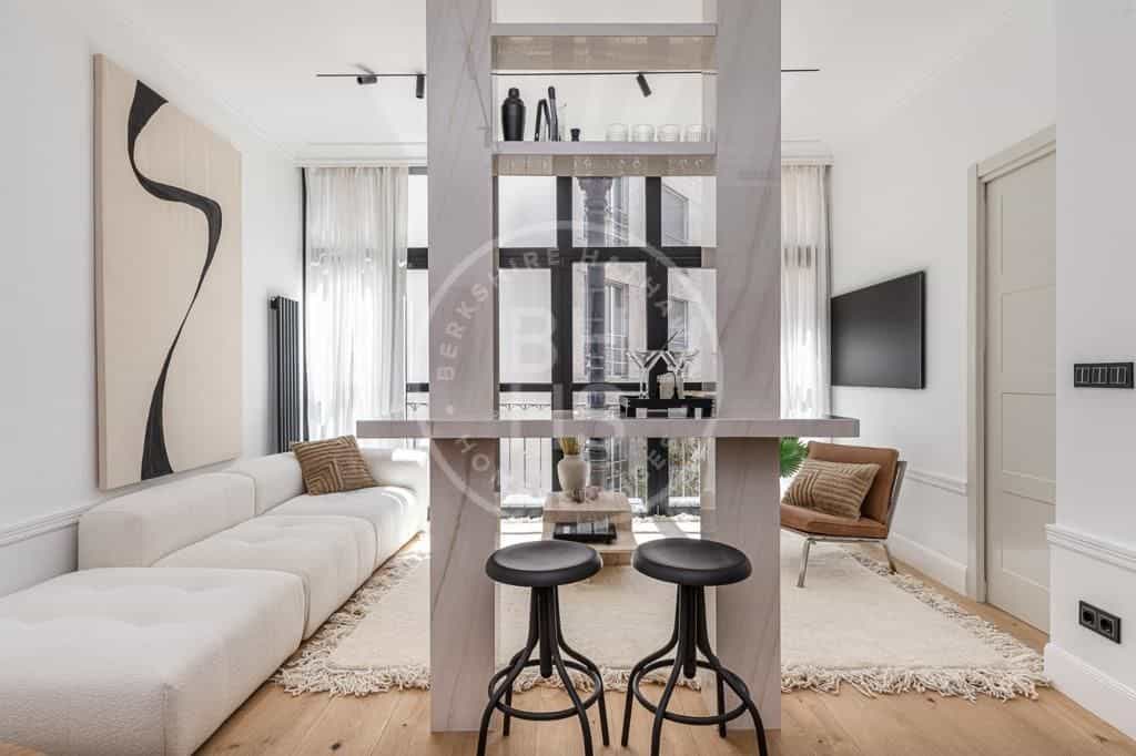 Квартира в Мадрид, Мадрид 12622627