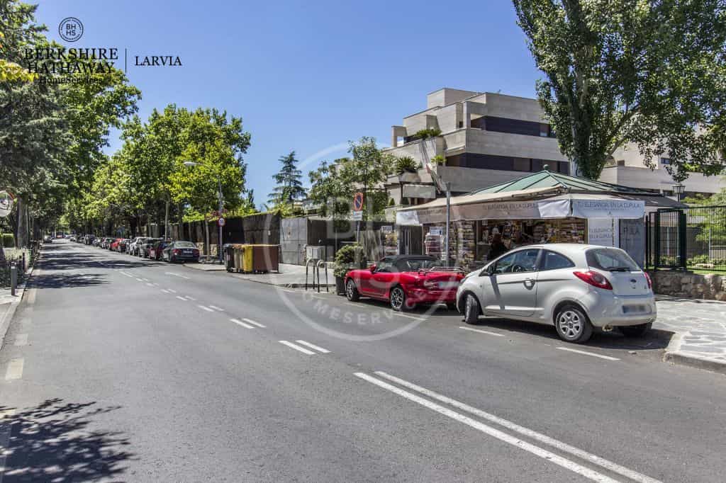Eigentumswohnung im Alcobendas, Community of Madrid 12622634