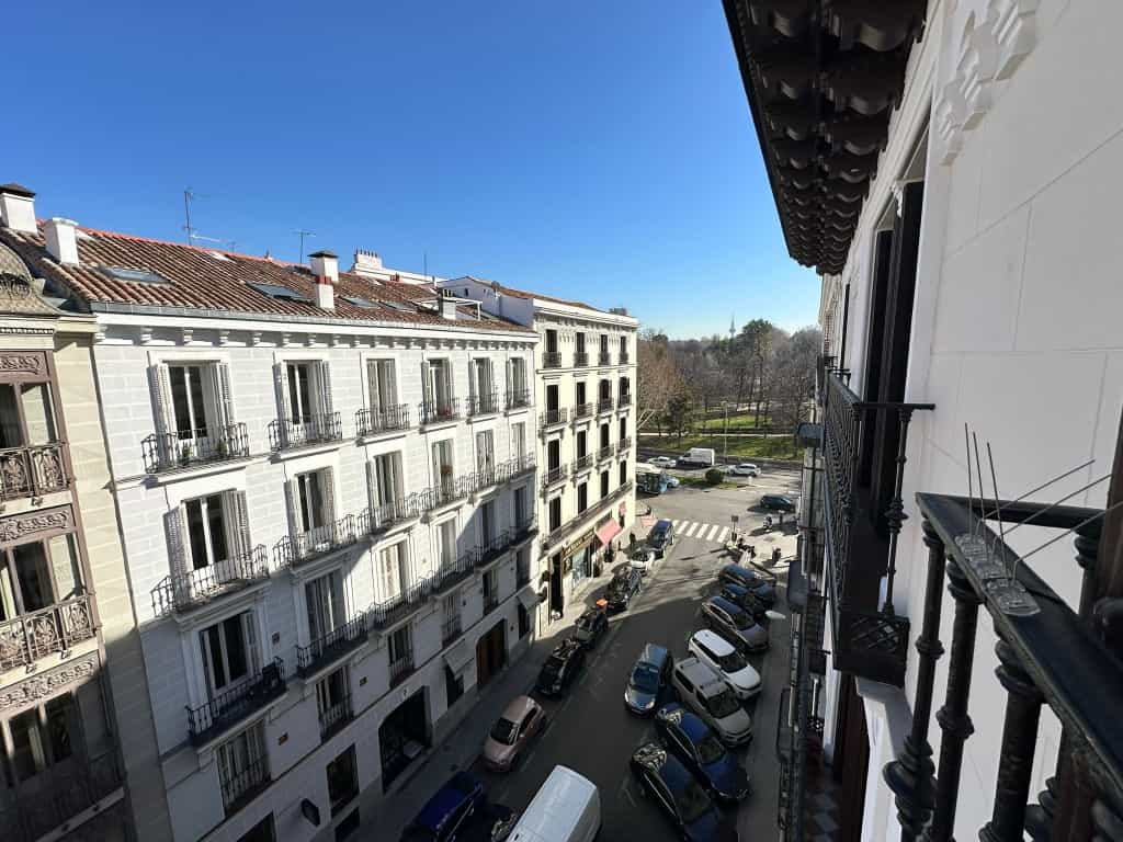 Condominium in Madrid, Community of Madrid 12622666