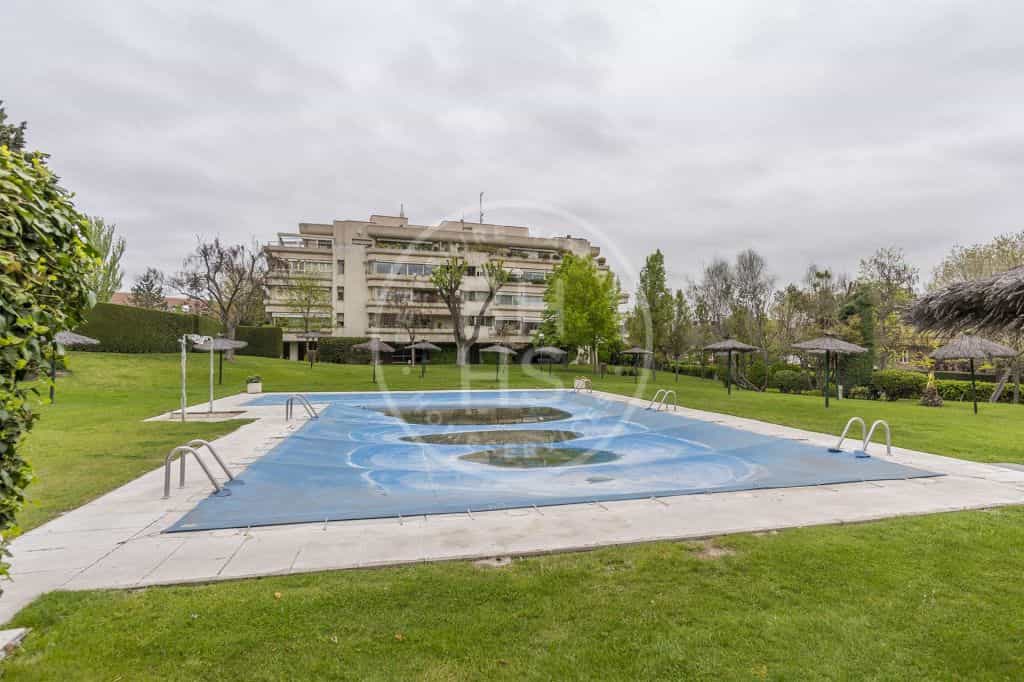 Condominium dans Alcobendas, Madrid 12622694