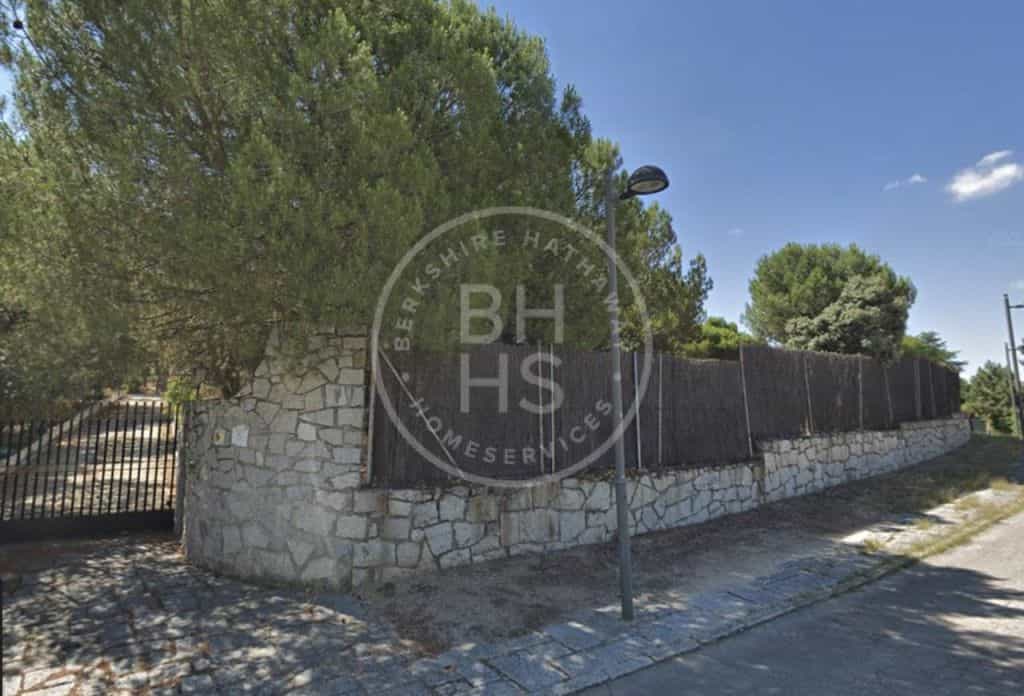 Land in Boadilla del Monte, Community of Madrid 12622711