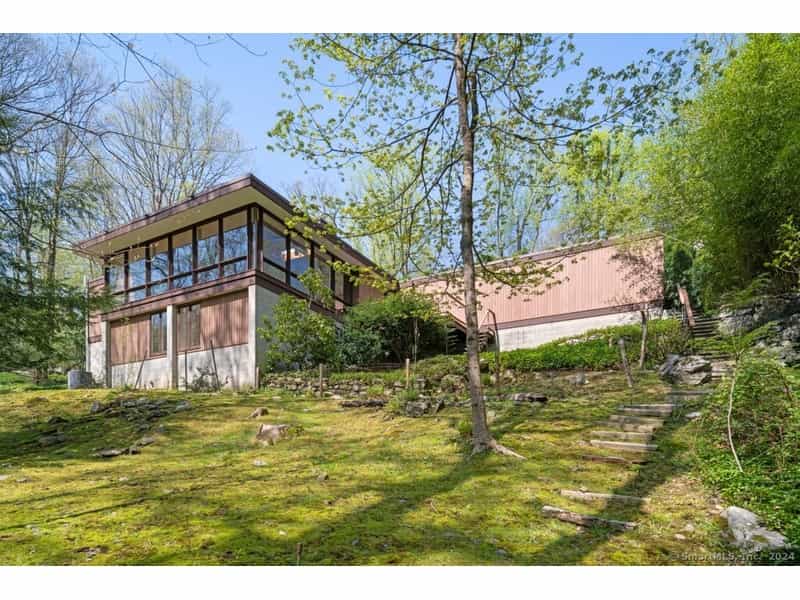 Residential in Greenwich, Connecticut 12623435