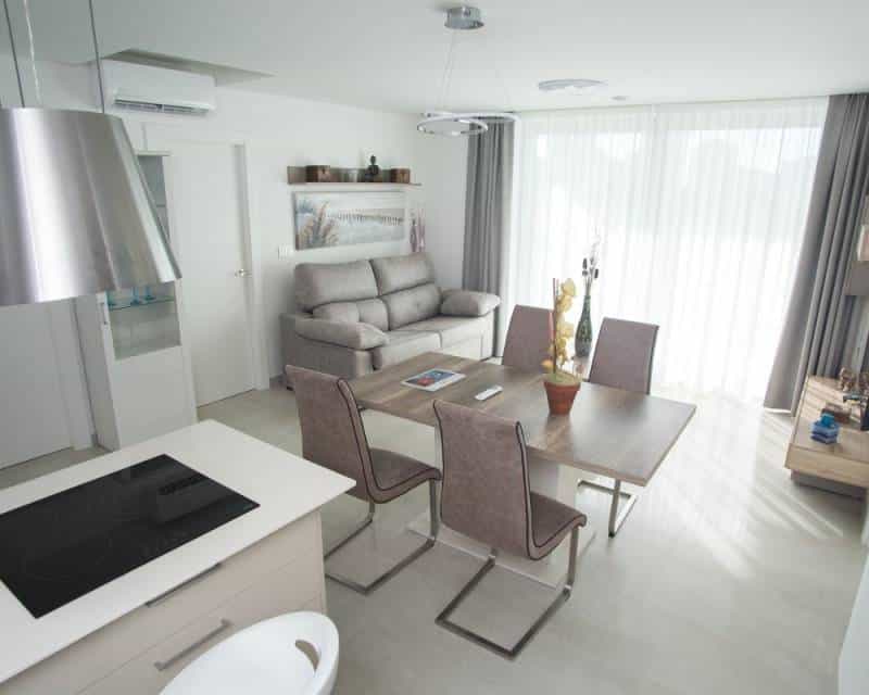 Condominium in Benidorm, Valencia 12623526