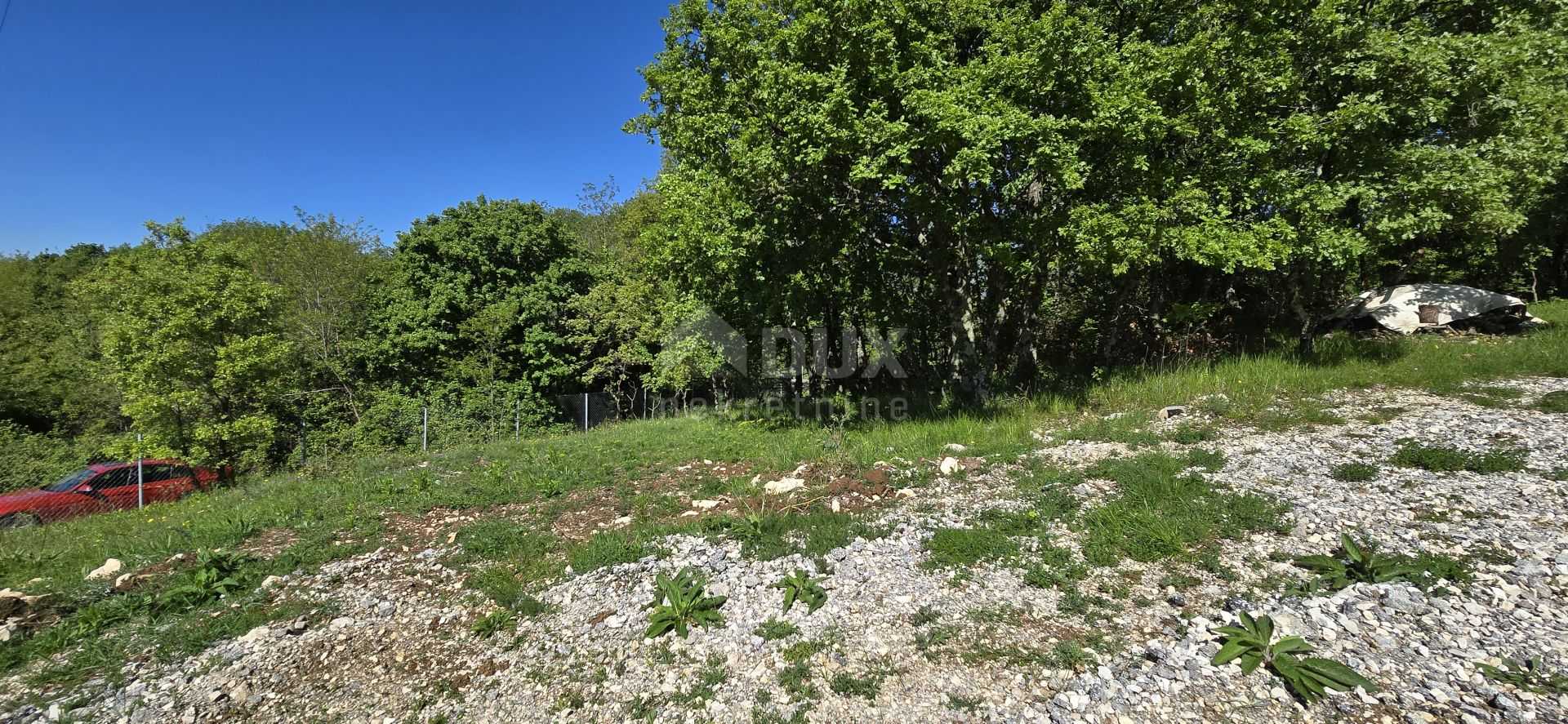 Land in Pican, Istarska Zupanija 12623609