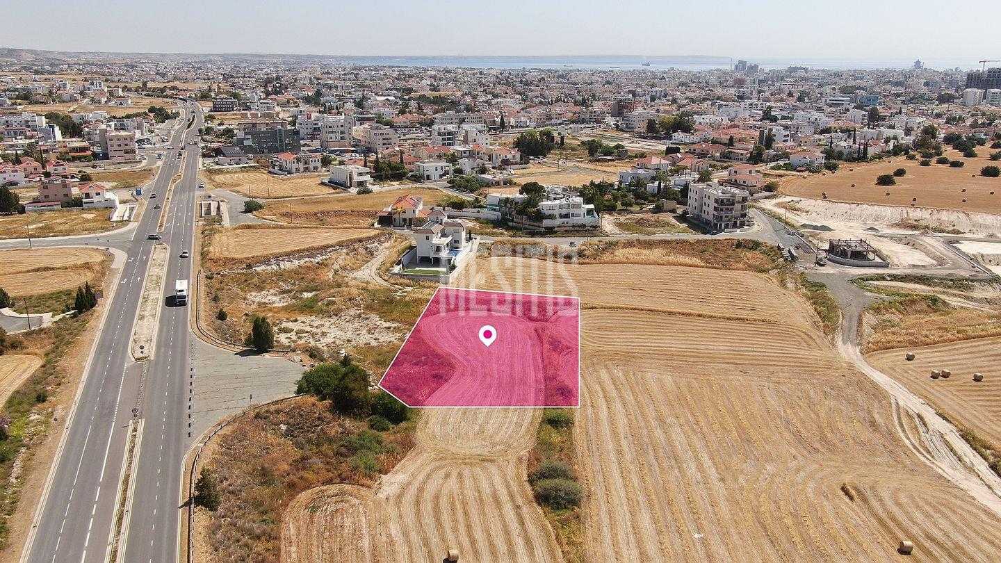 Tierra en Aradippou, Larnaca 12623779