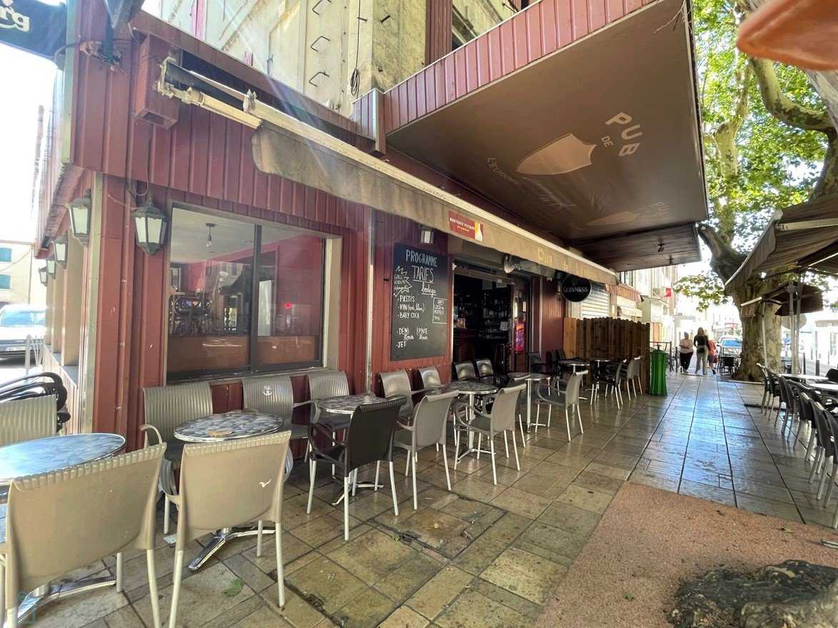 Commercial in Istres, Provence-Alpes-Côte d'Azur 12623923