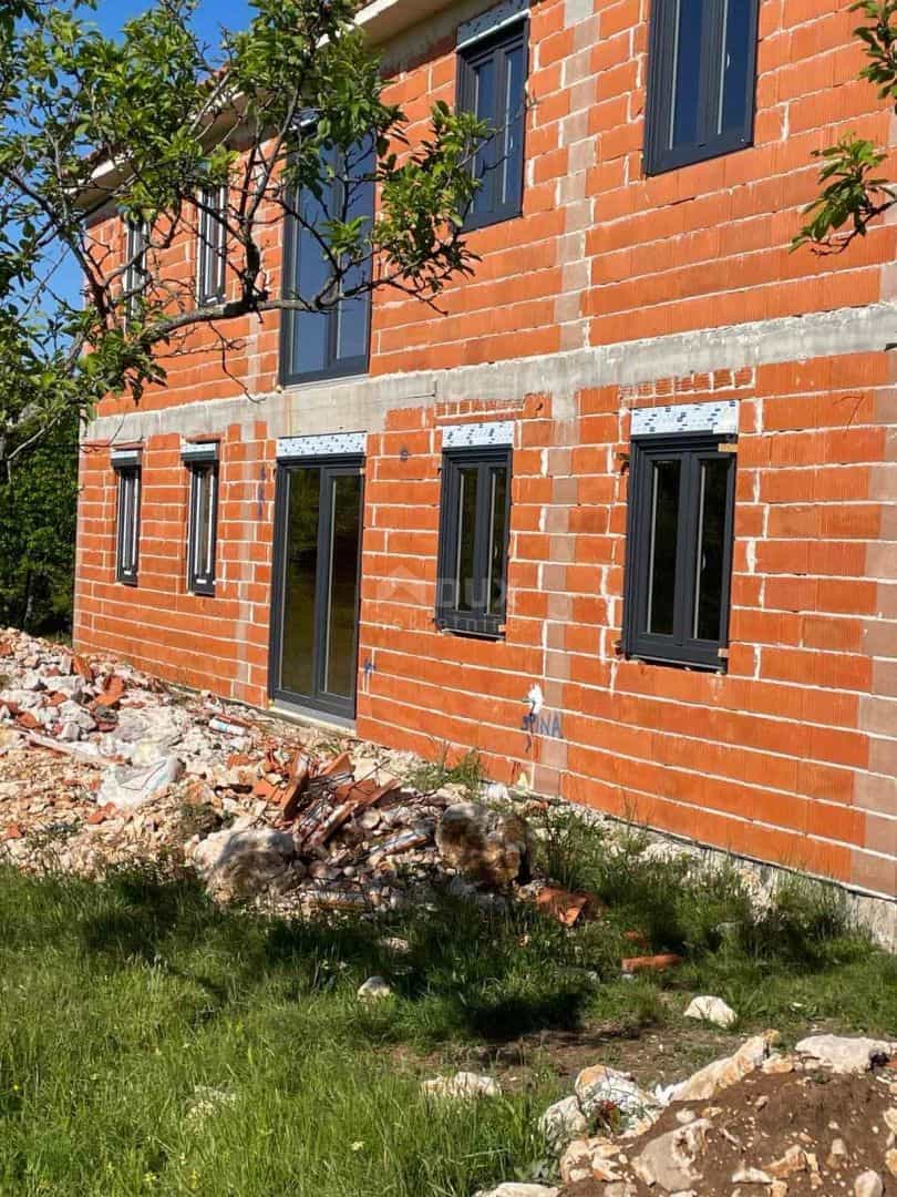 Dom w Drenova, Zupanija Primorsko-Gorańska 12624413