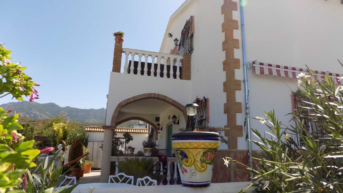 House in El Burgo, Andalusia 12624950