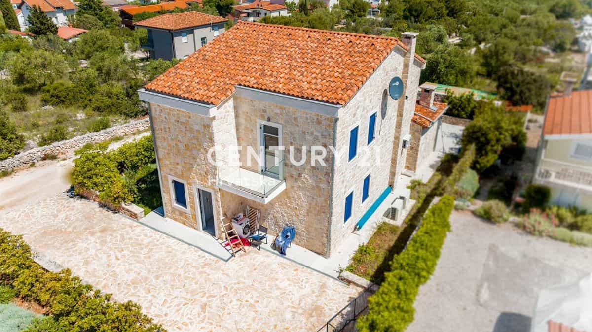 Rumah di Ždrelac, Zadar County 12626113